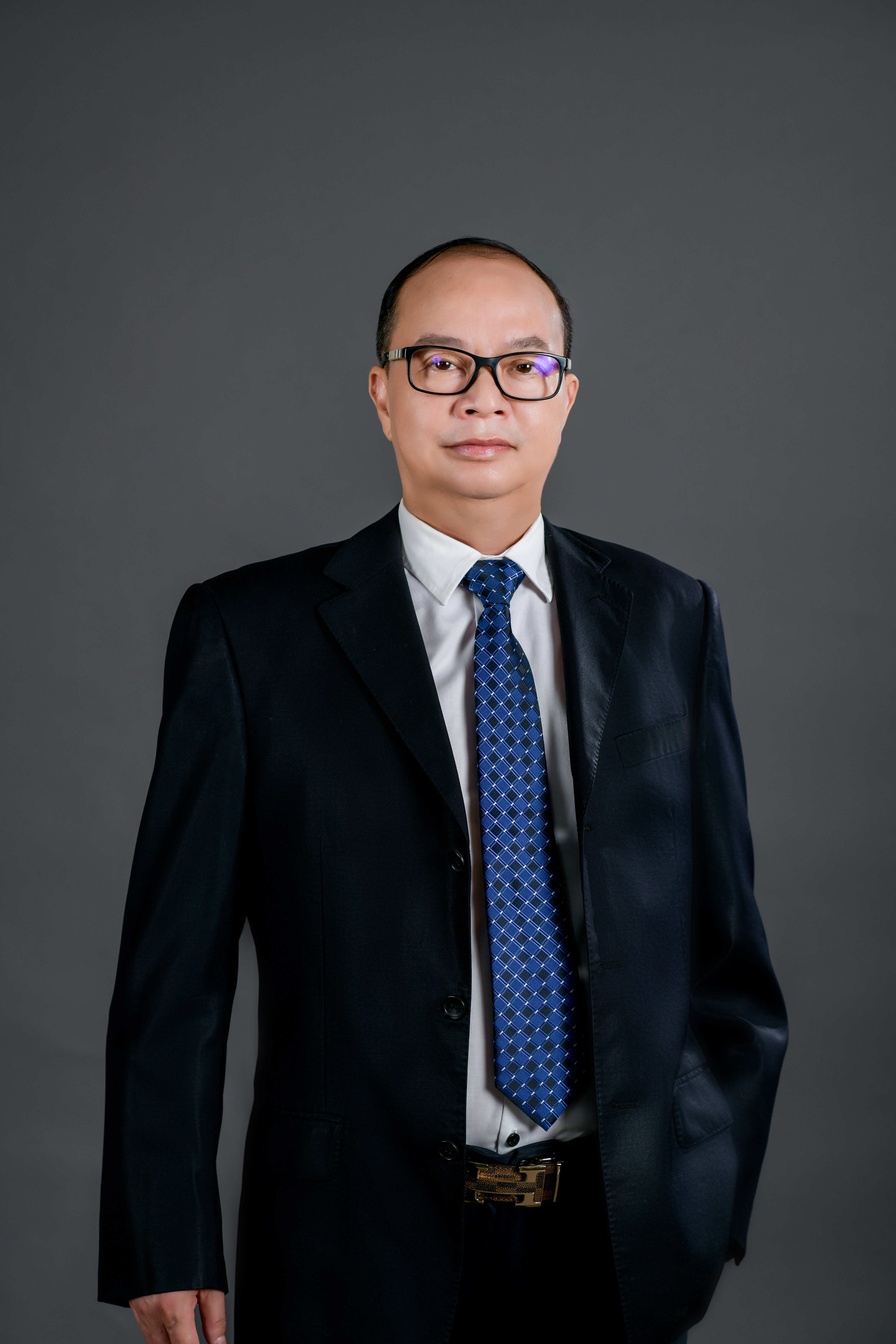 刘湖森律师