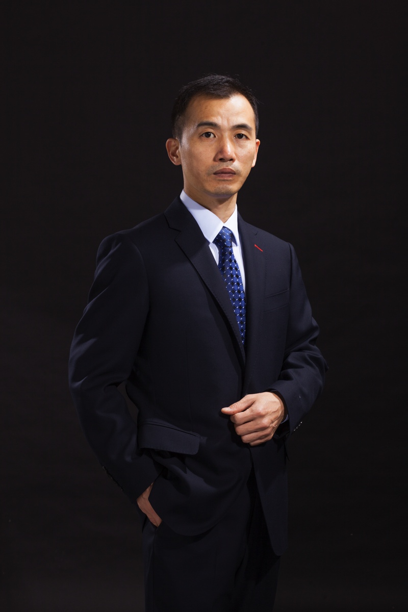 刘小青律师